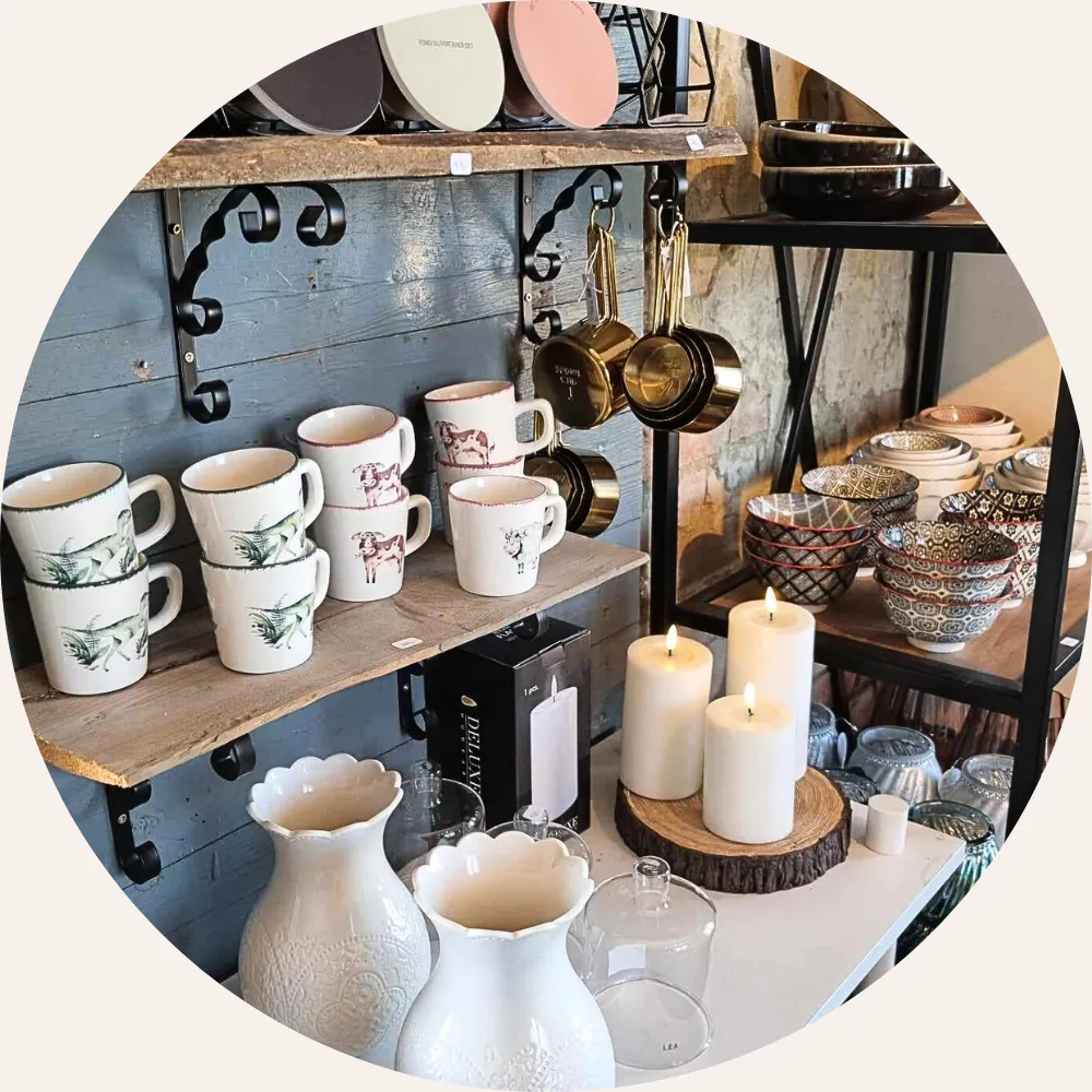 Interiør På stell kopper gaver servietter fat brett pippi Emil